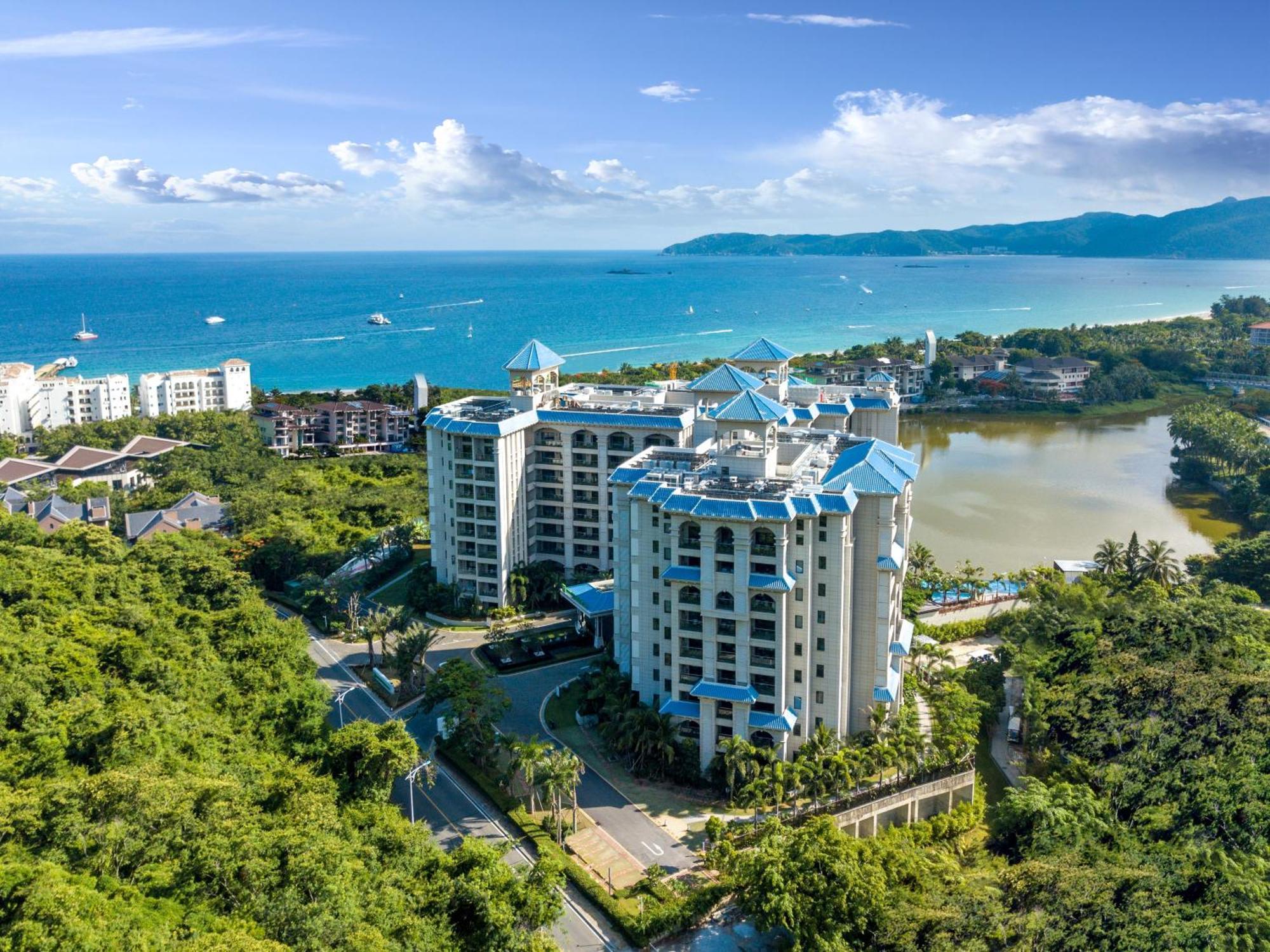 Holiday Inn & Suites Sanya Yalong Bay Exterior photo